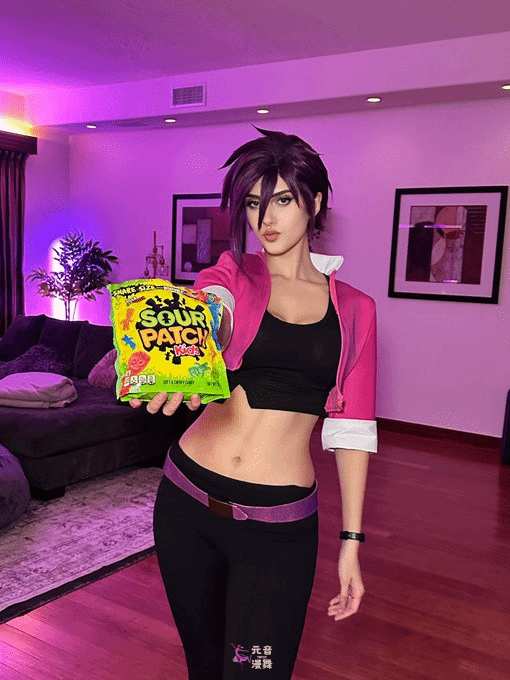 超美小姐姐cos隐形女:前凸后翘身材火辣 超美小姐姐cos隐形女:前凸后翘身材火辣