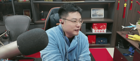 大司马自曝压力大！入不敷出 被喷得顶不住